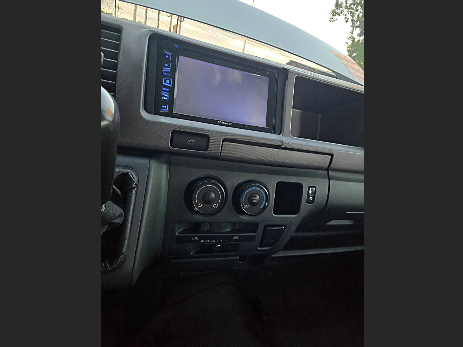 2006 Toyota Hiace GL