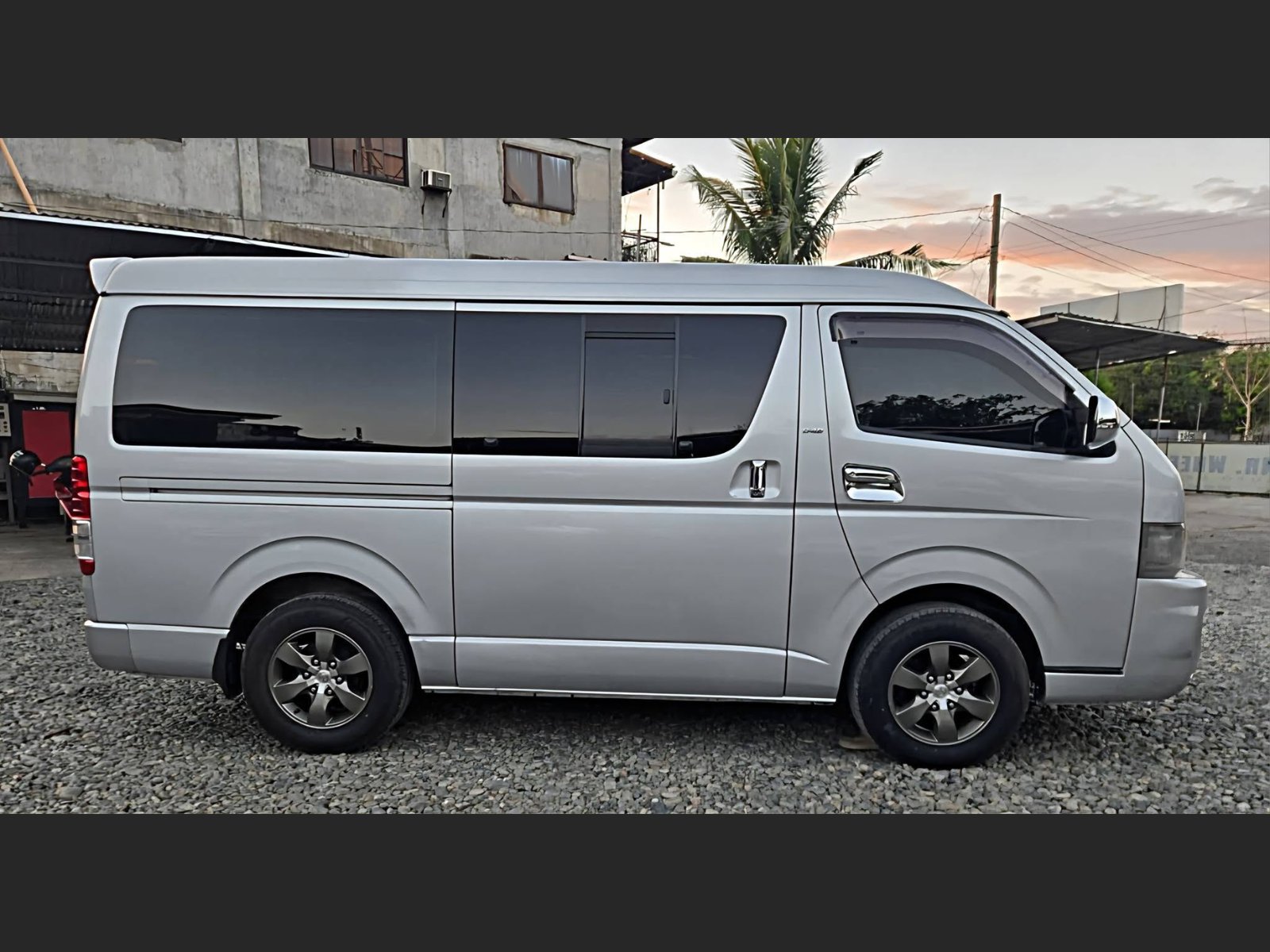 2006 Toyota Hiace GL