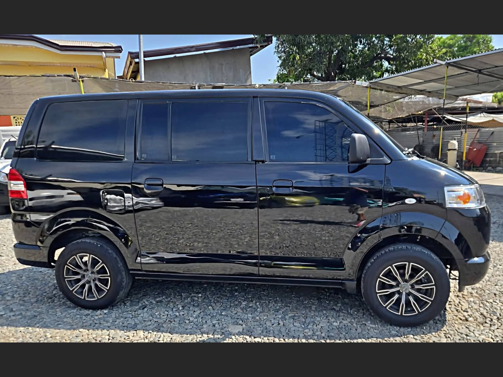 2013 Suzuki APV