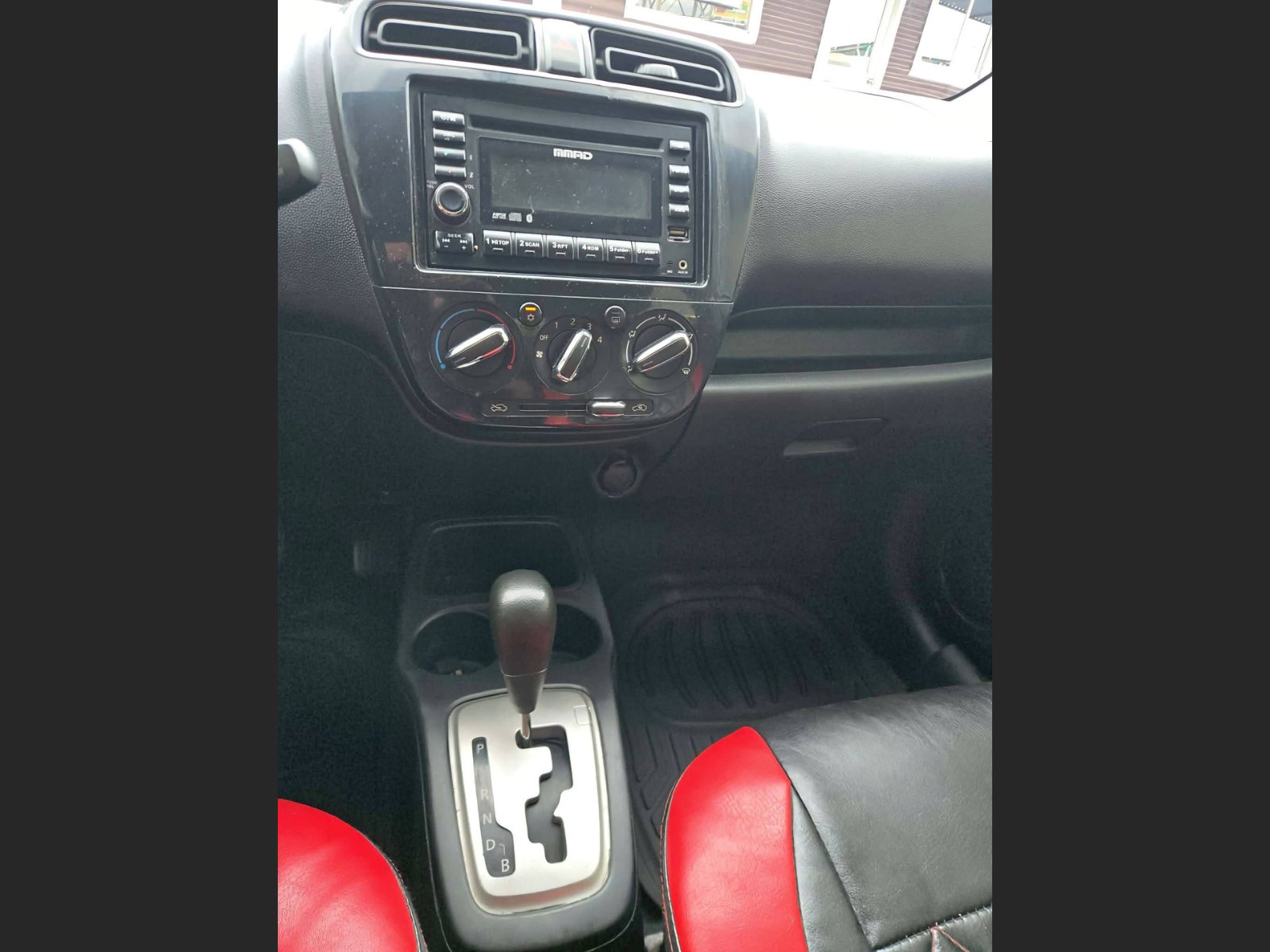 2016 Mitsubishi Mirage GLX