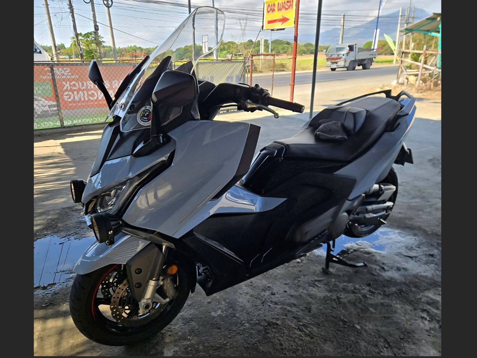 2023 Kymco AK550 Premium
